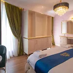 Ambasada Qta Hotel