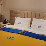 Ambasada Qta 4*