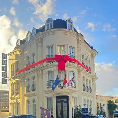 Ambasada Qta Szálloda 4*