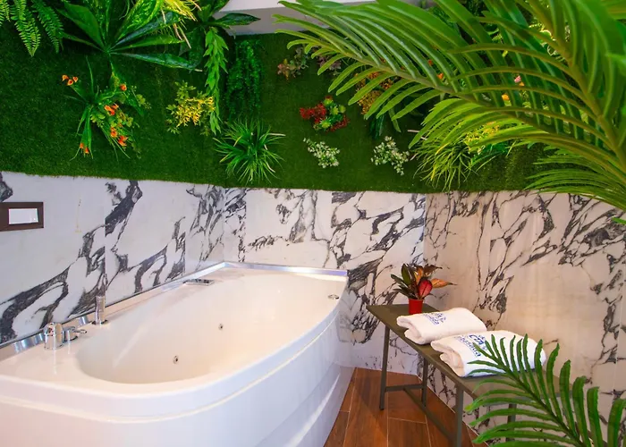 Ambasada Qta Paskuqan