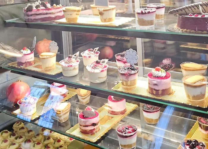 Hotel Ambasada Qta 4*