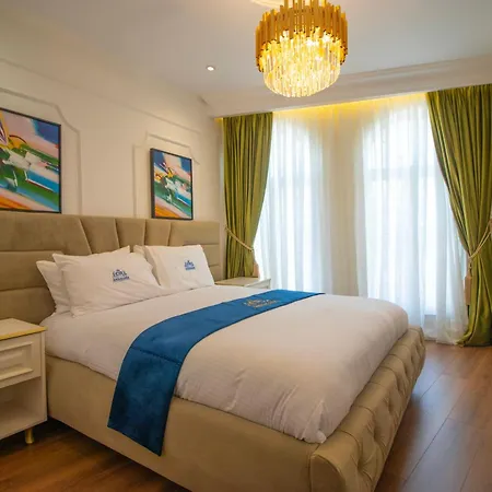 Ambasada Qta Patza-Kuqani