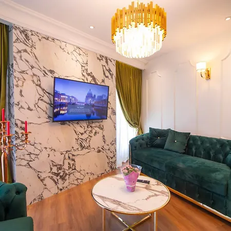 Hotel Ambasada Qta