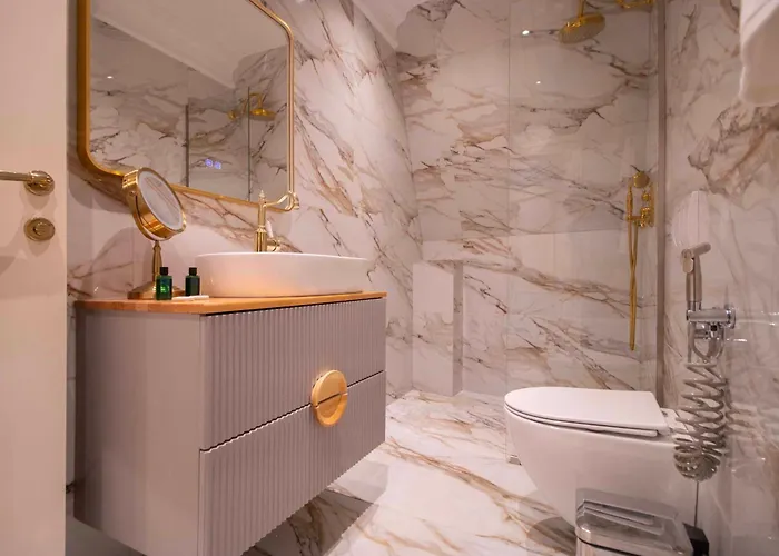 Ambasada Qta Szálloda Patza-Kuqani