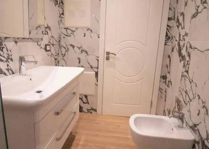 Ambasada Qta Szálloda