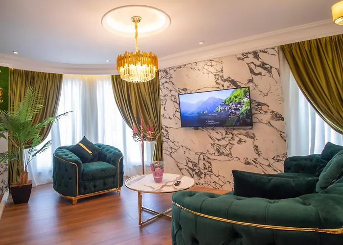 Ambasada Qta Szálloda