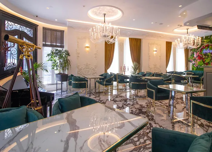 Szálloda Ambasada Qta 4*