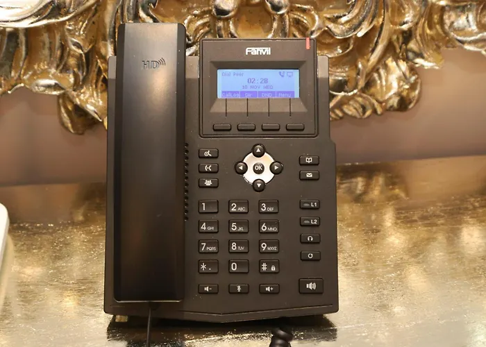 Szálloda Ambasada Qta 4*