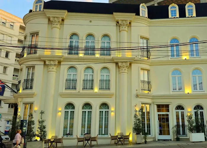 Ambasada Qta Hotel 4*