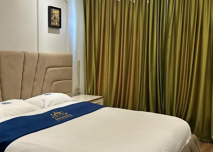 Ambasada Qta 4* Patza-Kuqani